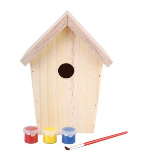DIY nesting box with paint