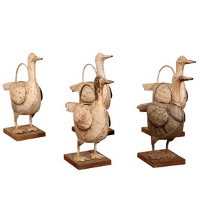 "RS-055526, Iron Duck Figurines"
