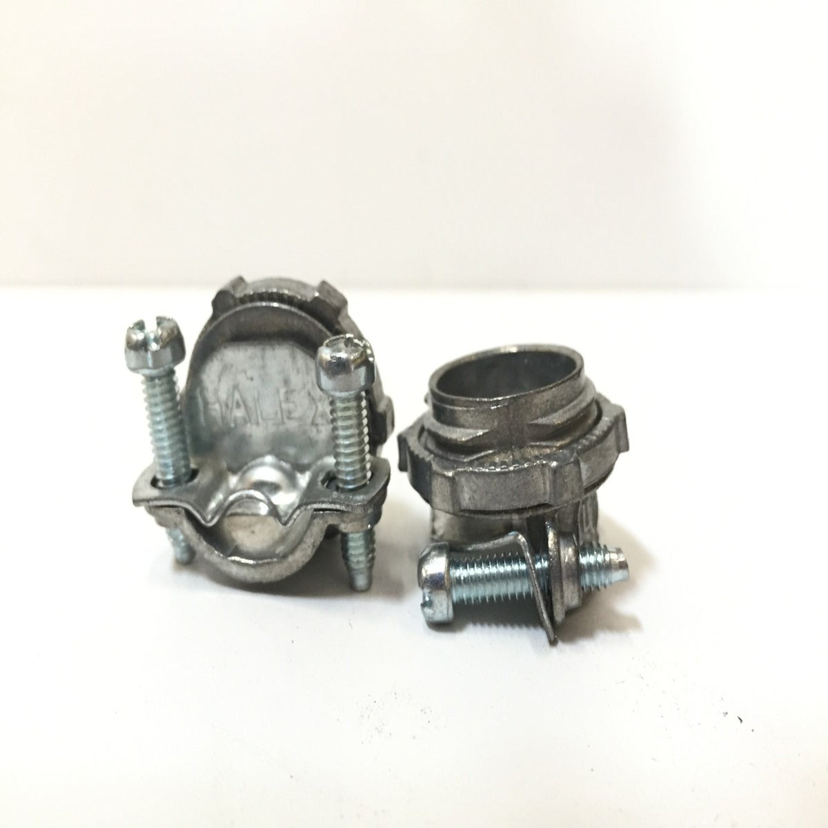 3/8" CLAMP CONNECTOR FOR NM CABLE/ROMEX-100/BOX