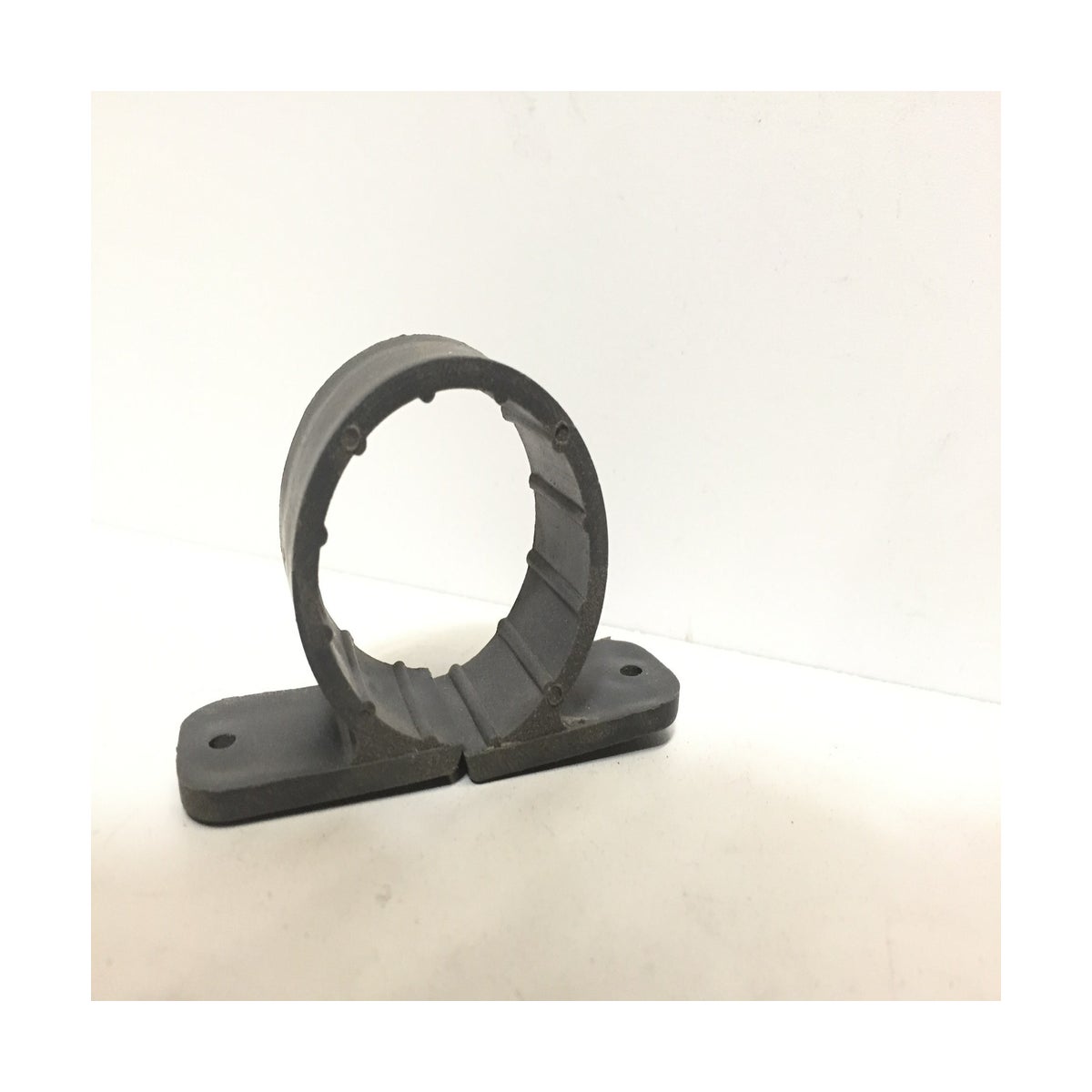 1-1/4" POLY CTS 2-HOLE PIPE CLAMP