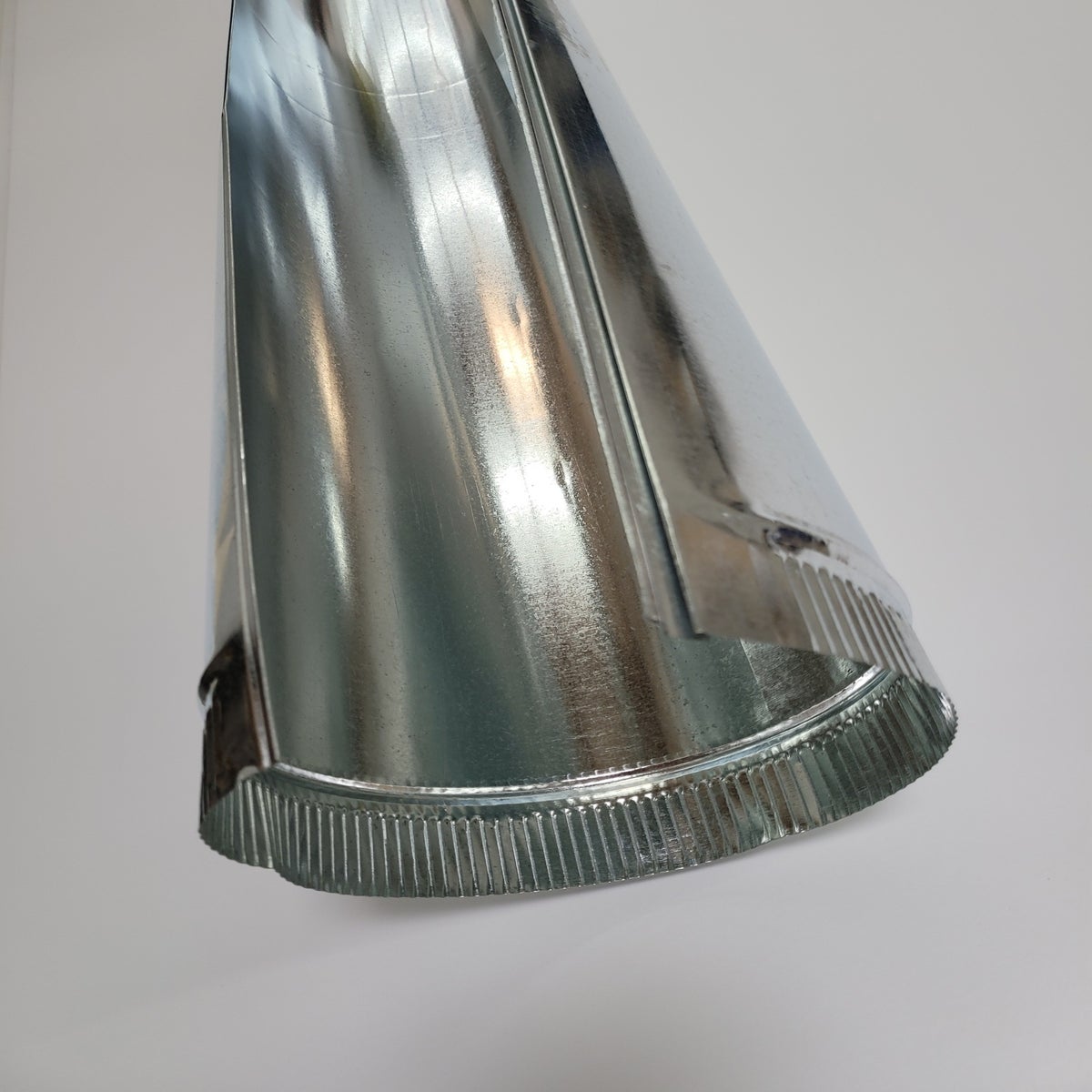 7 IN X 5 IN ROUND METAL DUCT PIPE