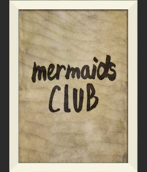LN Mermaids Club on sand sm