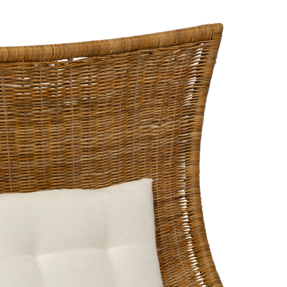 Healdsburg Swivel Chair in Natural