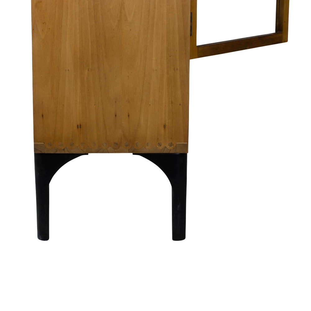 Portal Armoire in Natural