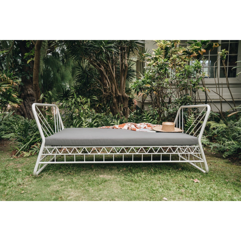 Mavericks Daybed