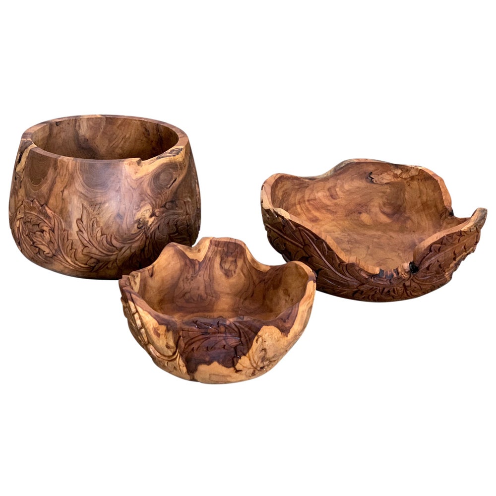 Acanthus Planter in Natural