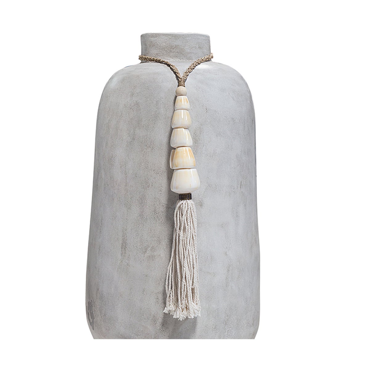 Multi-Tassel Shell Décor