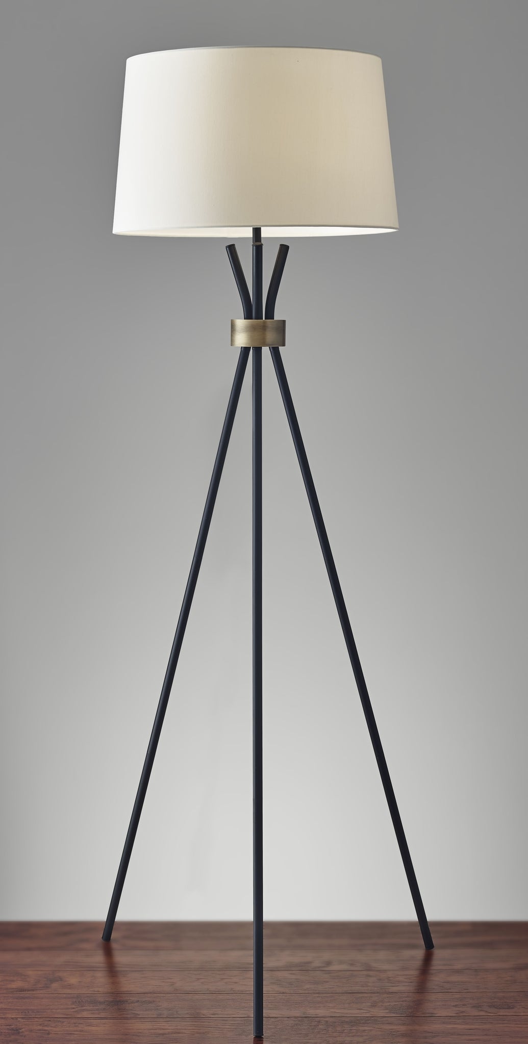 adesso benson table lamp