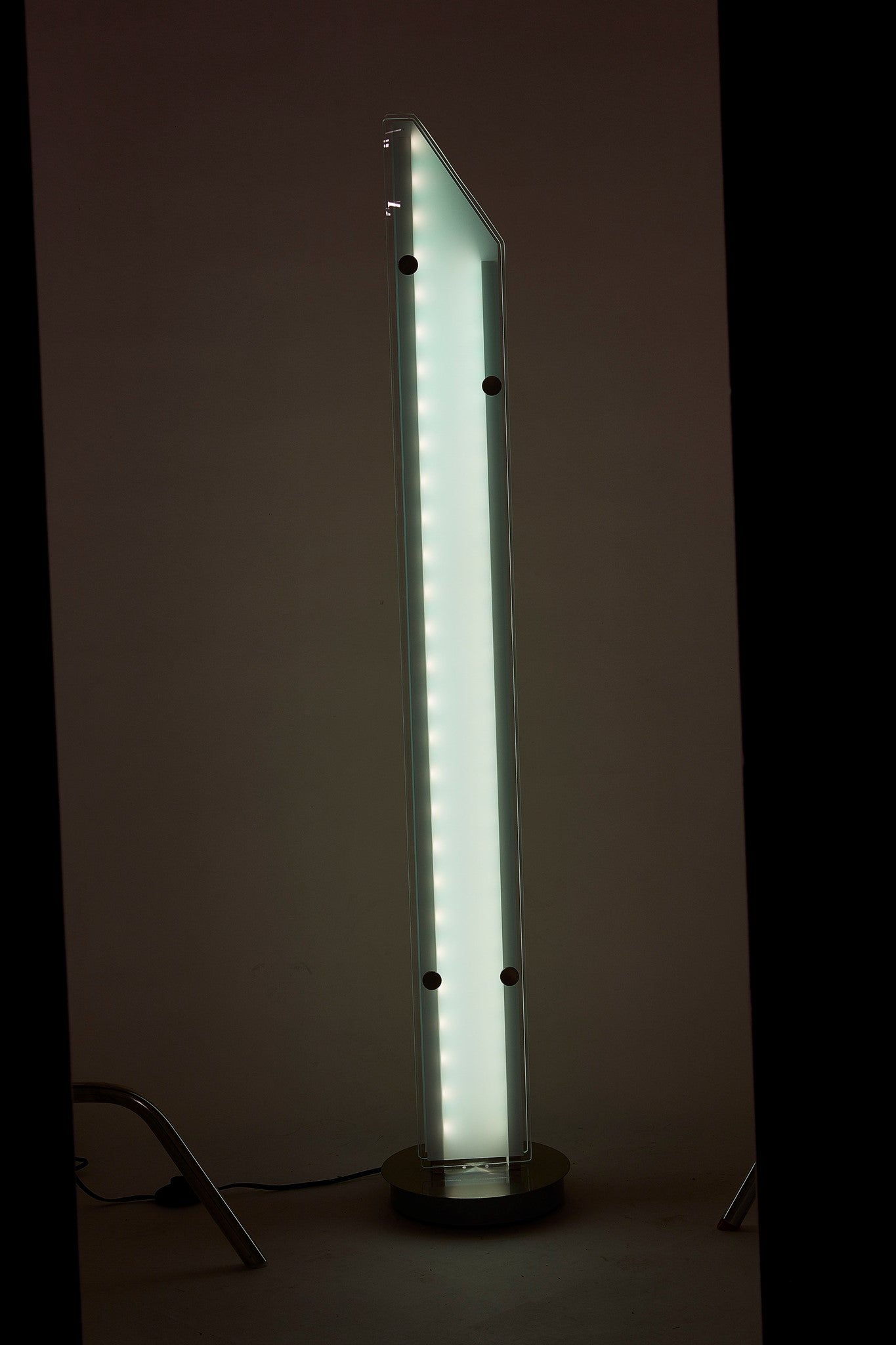 fluorescent floor lamp