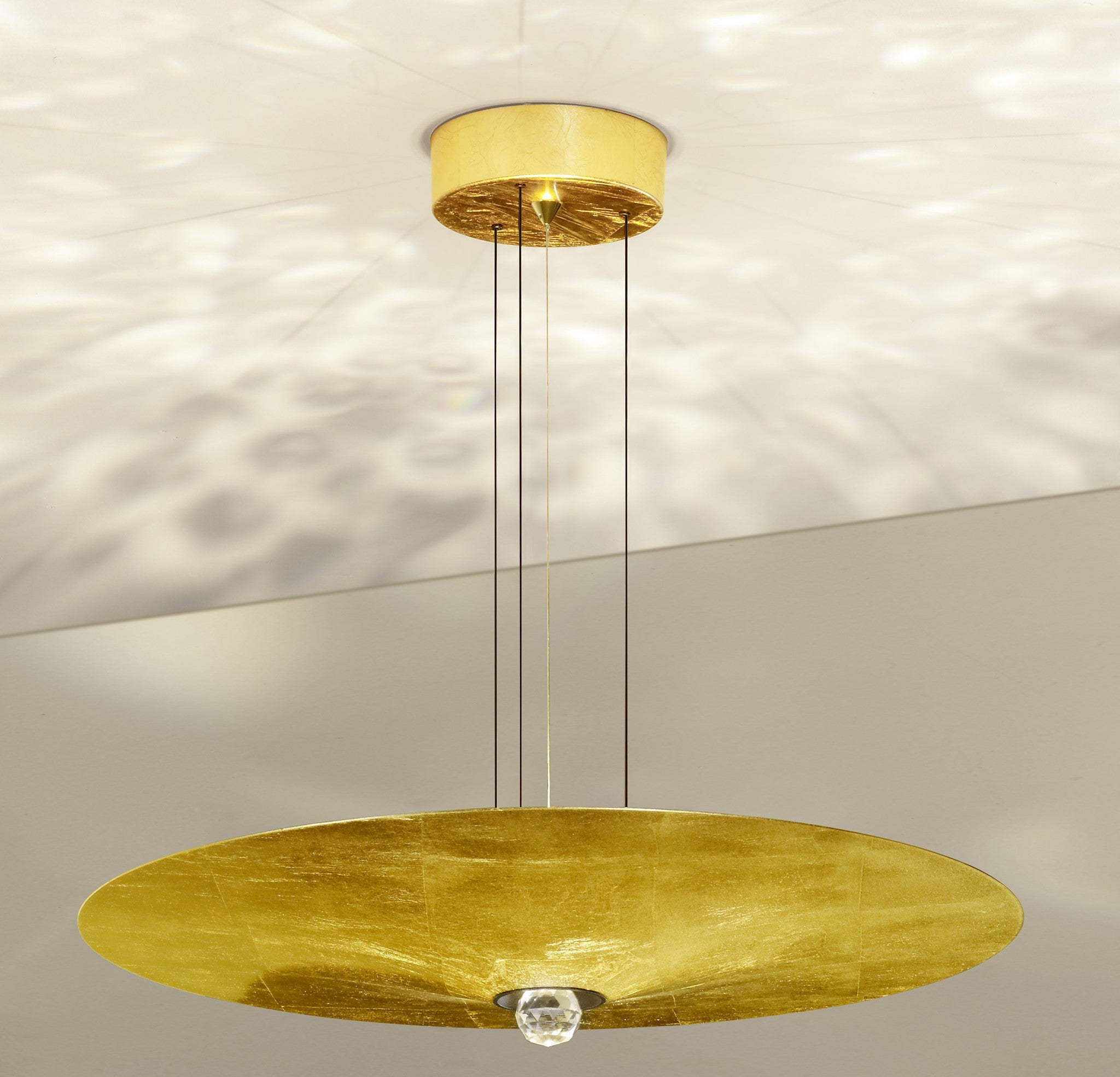 Wisdom Pendant in Gold Leaf with Black - luce elevata