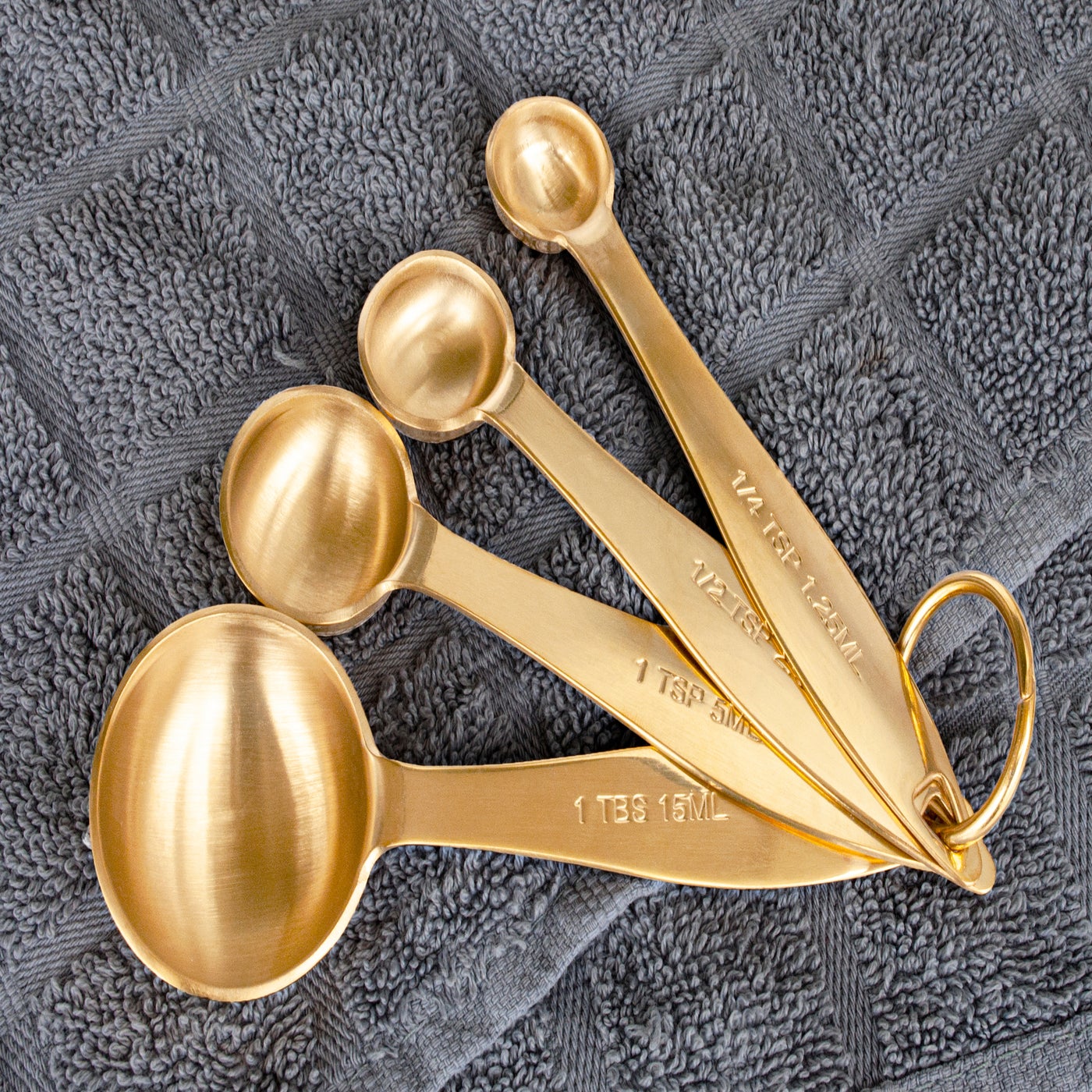 Kitchen Basics Maison Plus Heavyweight Gold Measuring Cups & Spoons Set