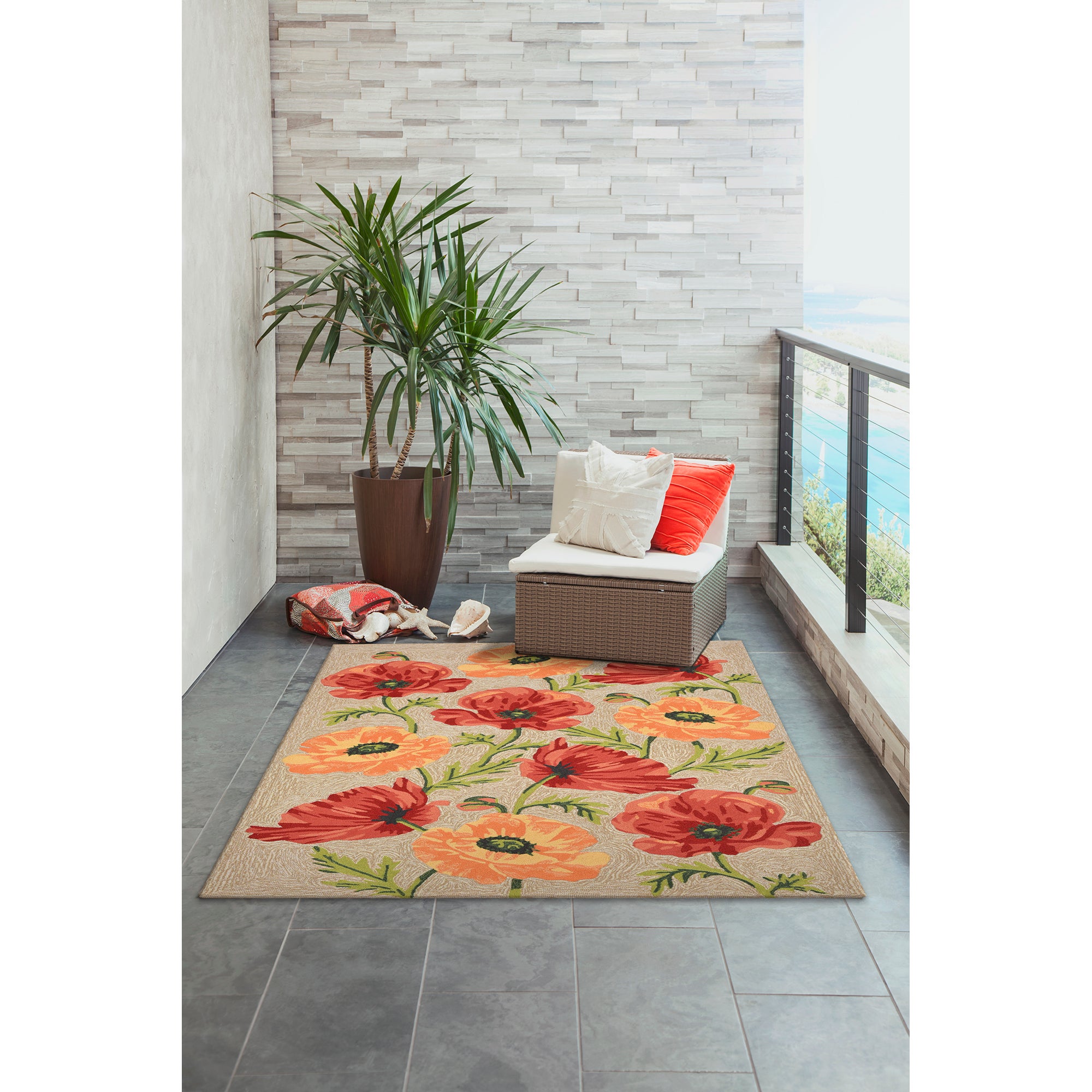 Liora Manne Ravella Icelandic Poppies Indoor/Outdoor Rug Neutral