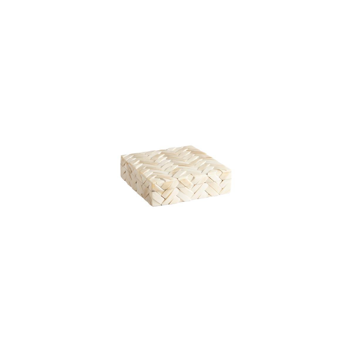 Large Cumberland Container