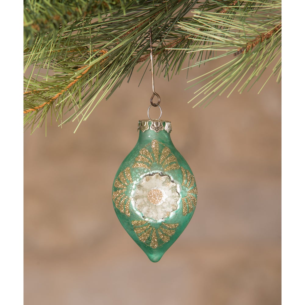 Jewel-Tide Onion Indent Ornament 8A