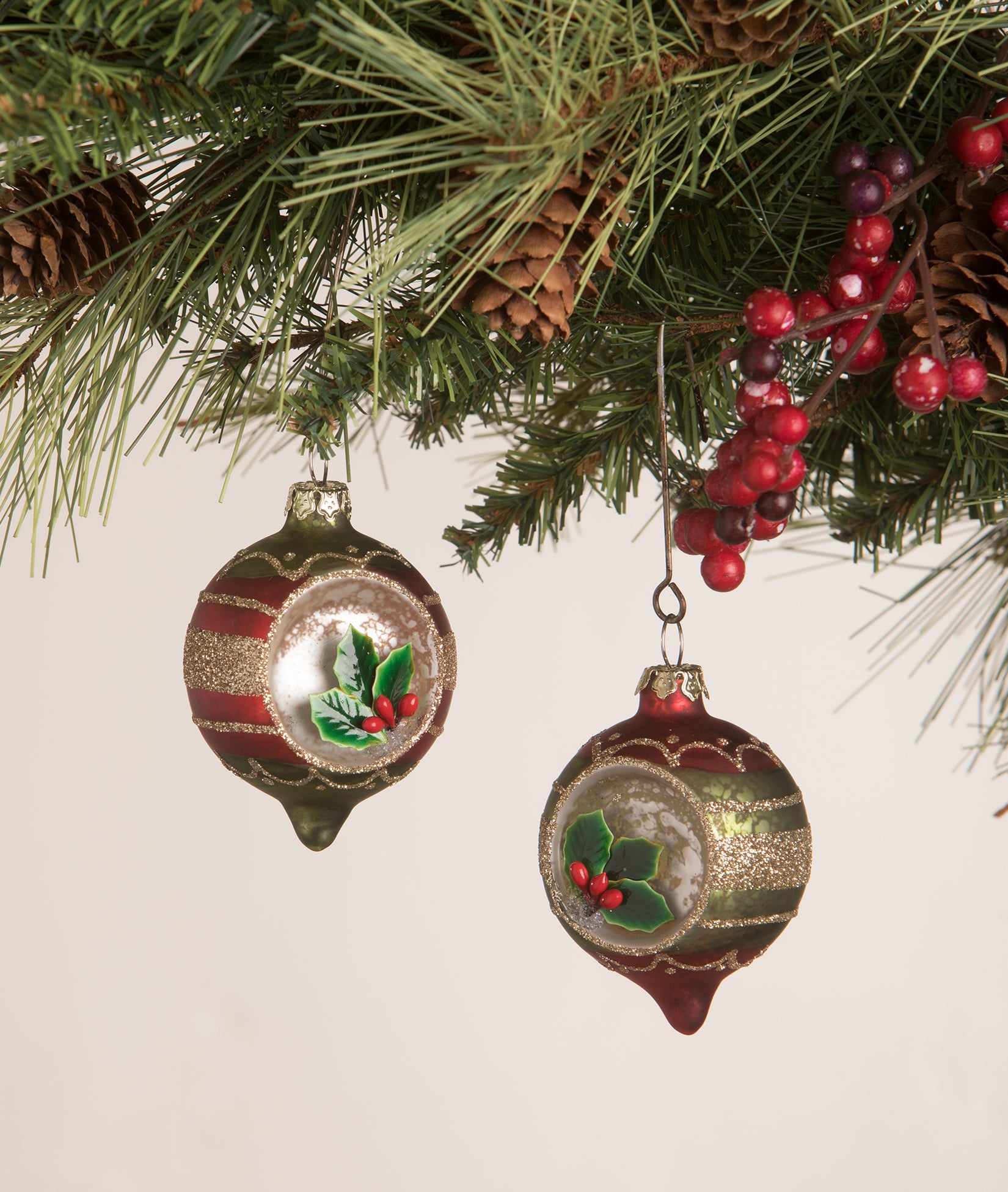 Bethany Lowe Holly Wreath Christmas Tree Ornament Classic Retro Vntg Style Decor 