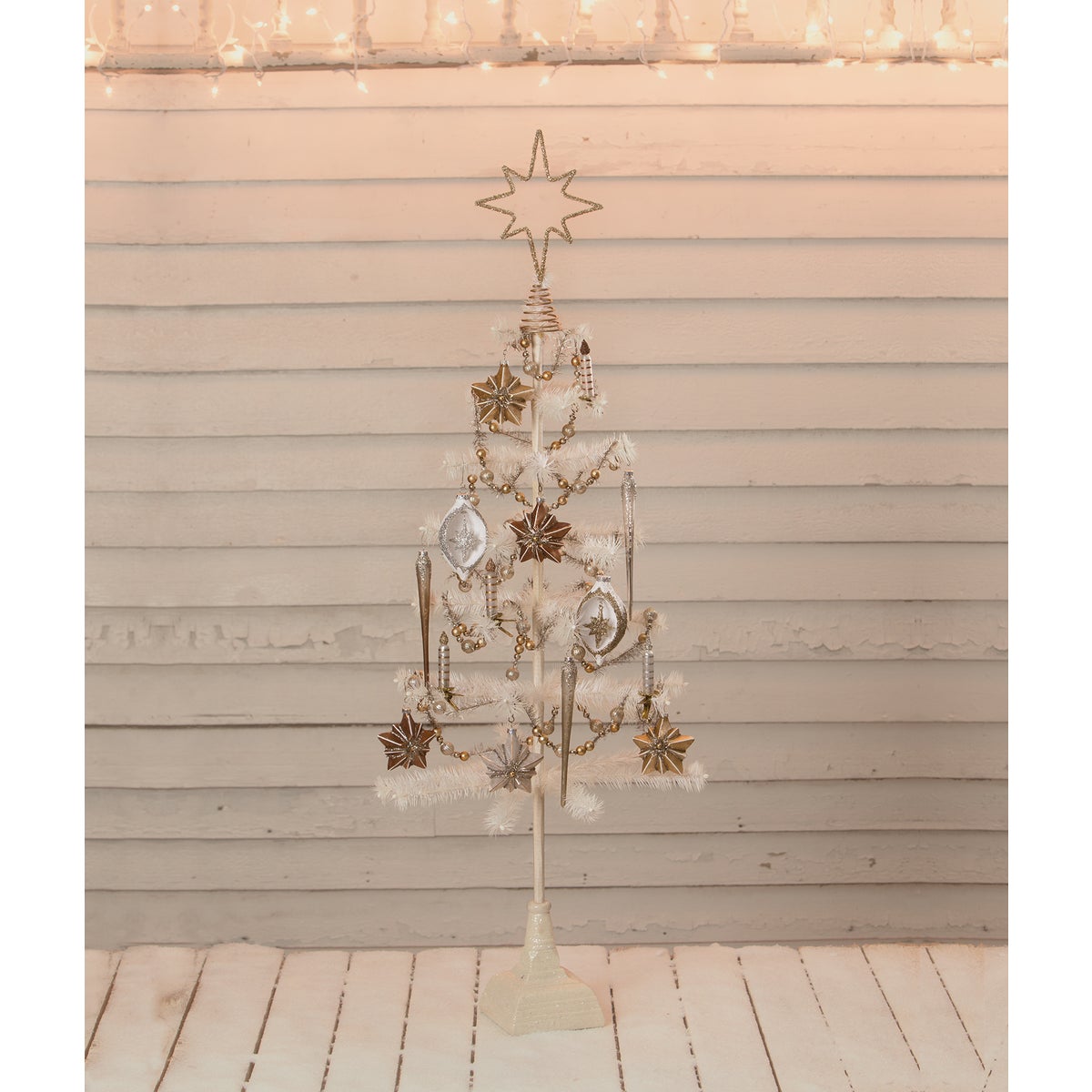 Old Gold Moravian Star Wire Tree Topper