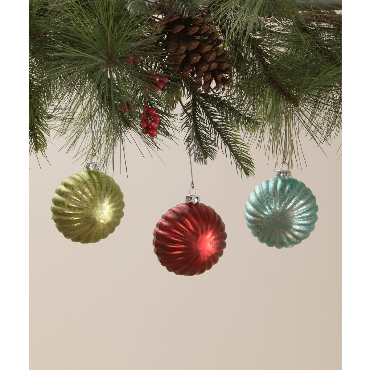 Retro Glass Diorama Ornaments S3