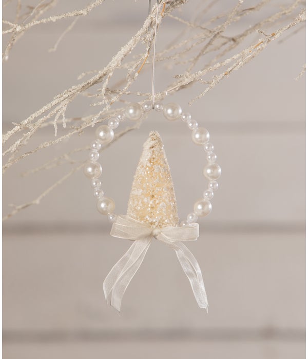 Pearl Wreath With White Bottle Brush Tree Ornament