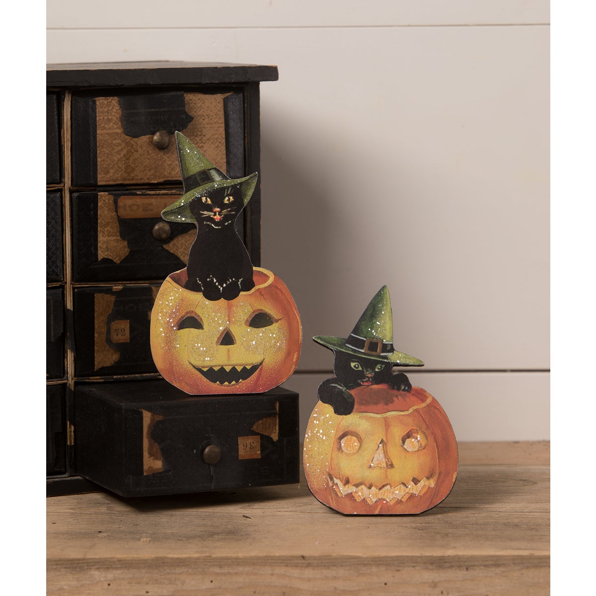 Black Cat in Jack O' Lantern Dummy Board 2A