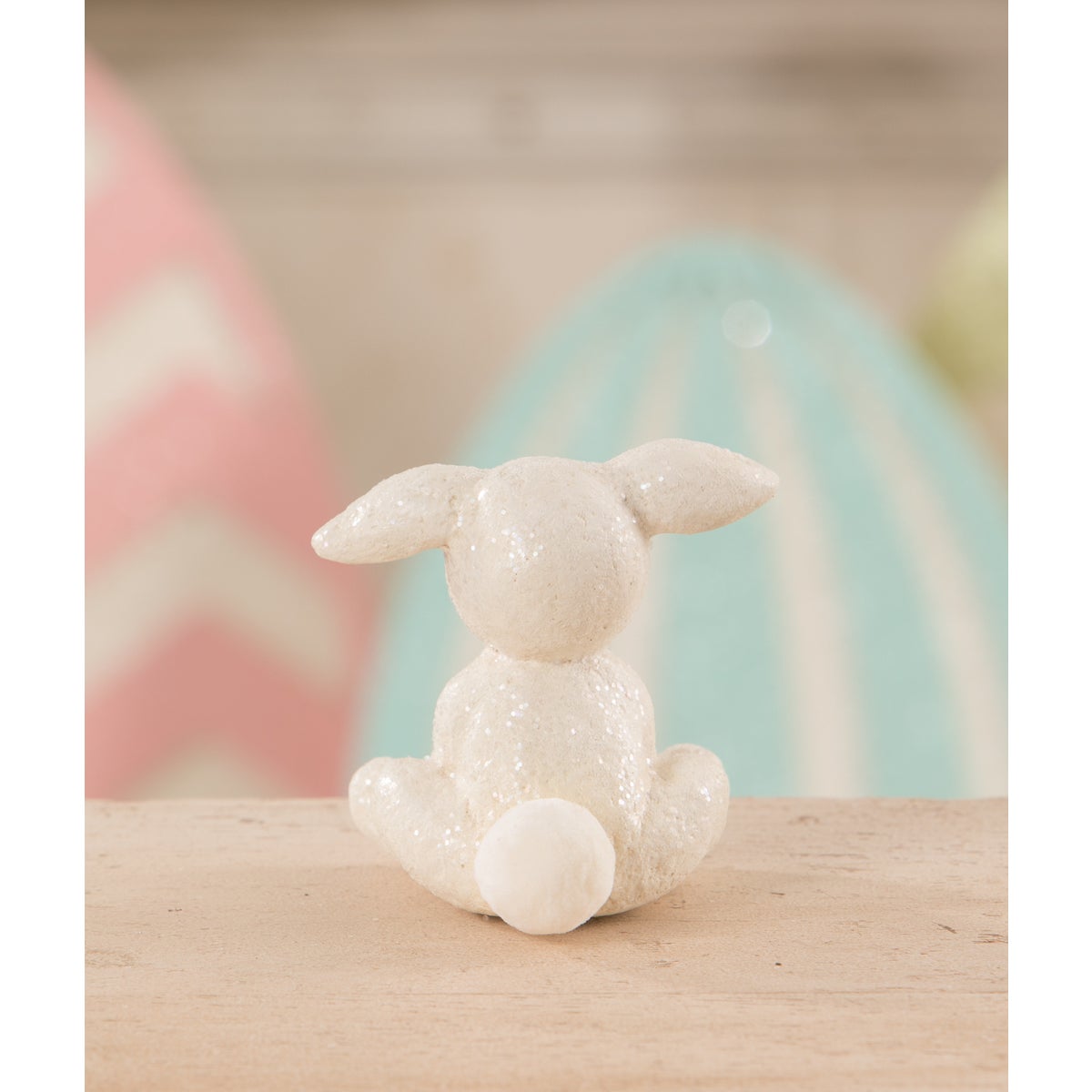 Sitting Sparkle Bunny