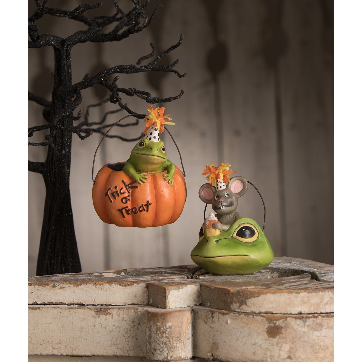 Party Mouse in Frog Ornament