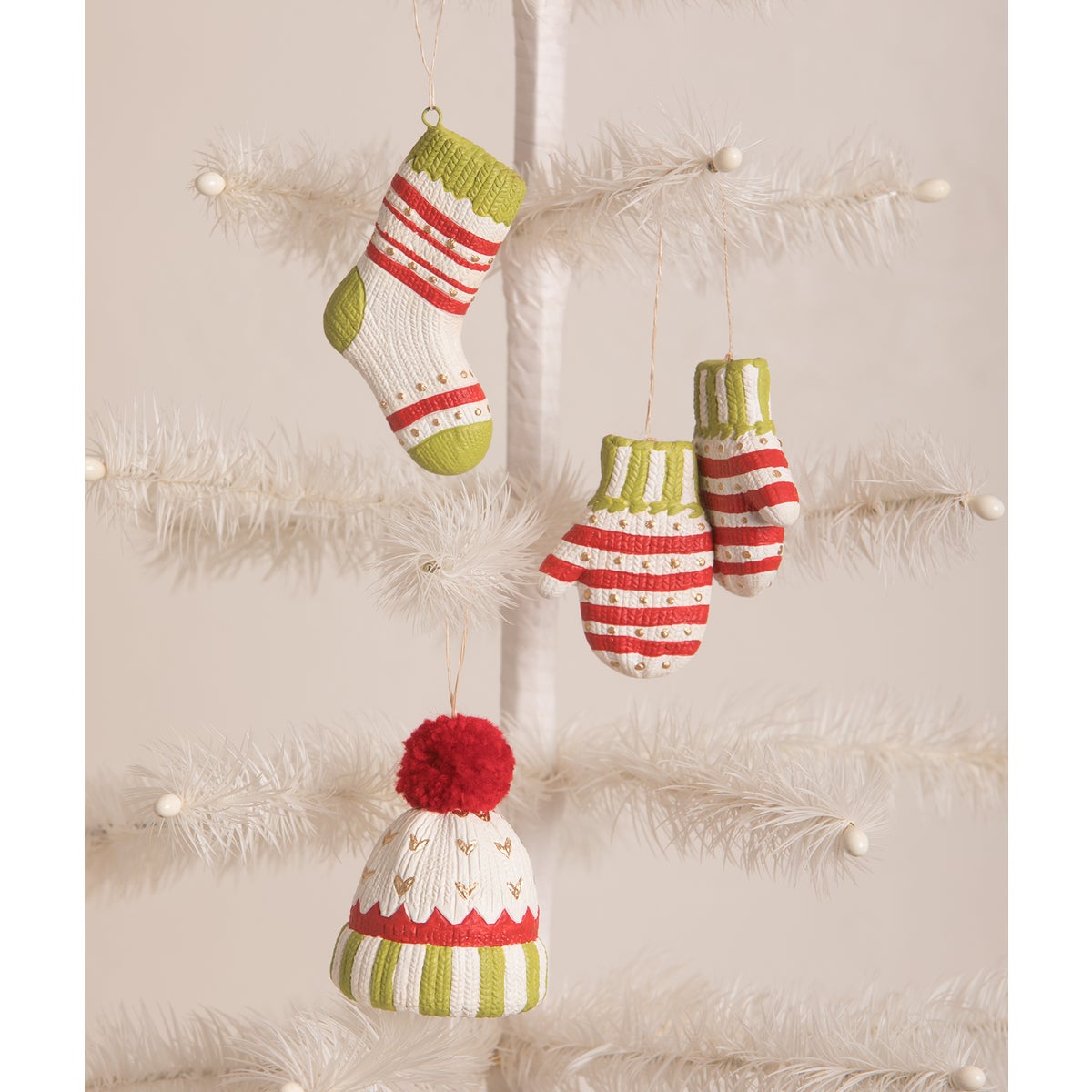 Winter Fuzzies Ornament 3A