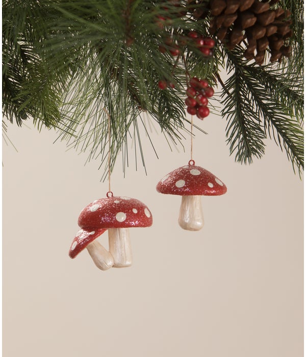 Red Spotted Mushroom Ornaments S2