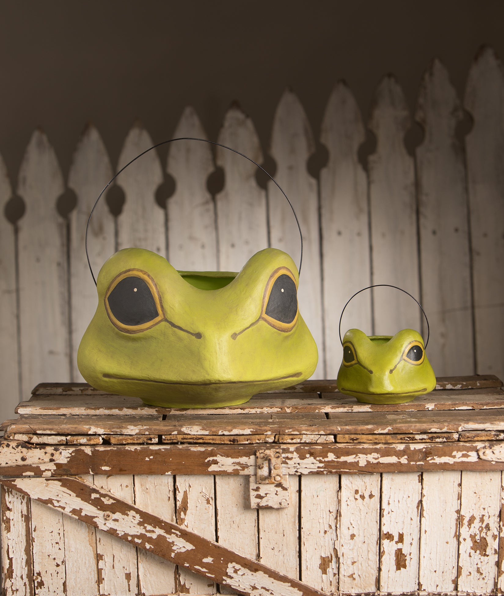 Froggie Bucket Small - paper mache | Bethany Lowe Designs