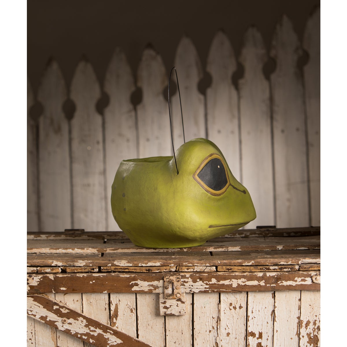 Froggie Bucket Large