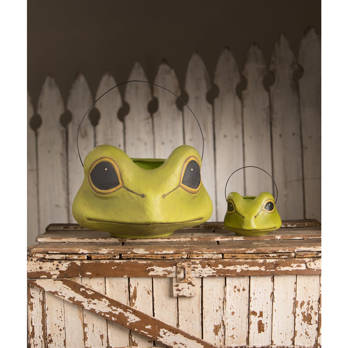 Froggie Bucket Large