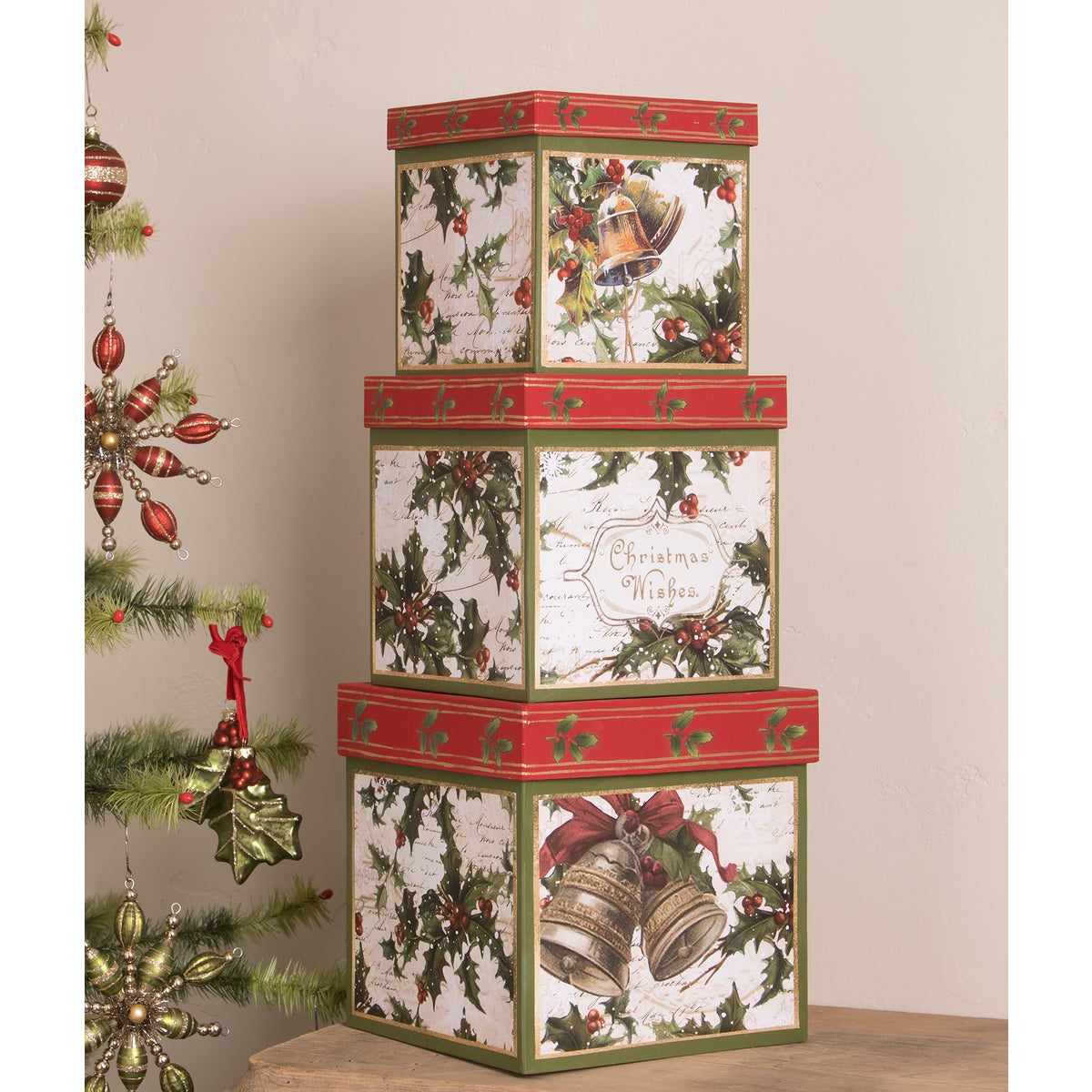 Holly Boxes S3