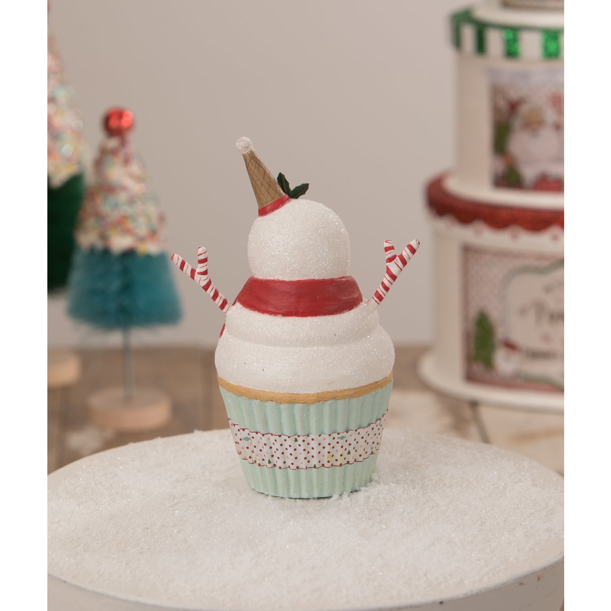 Mr. Snow Cupcake Container