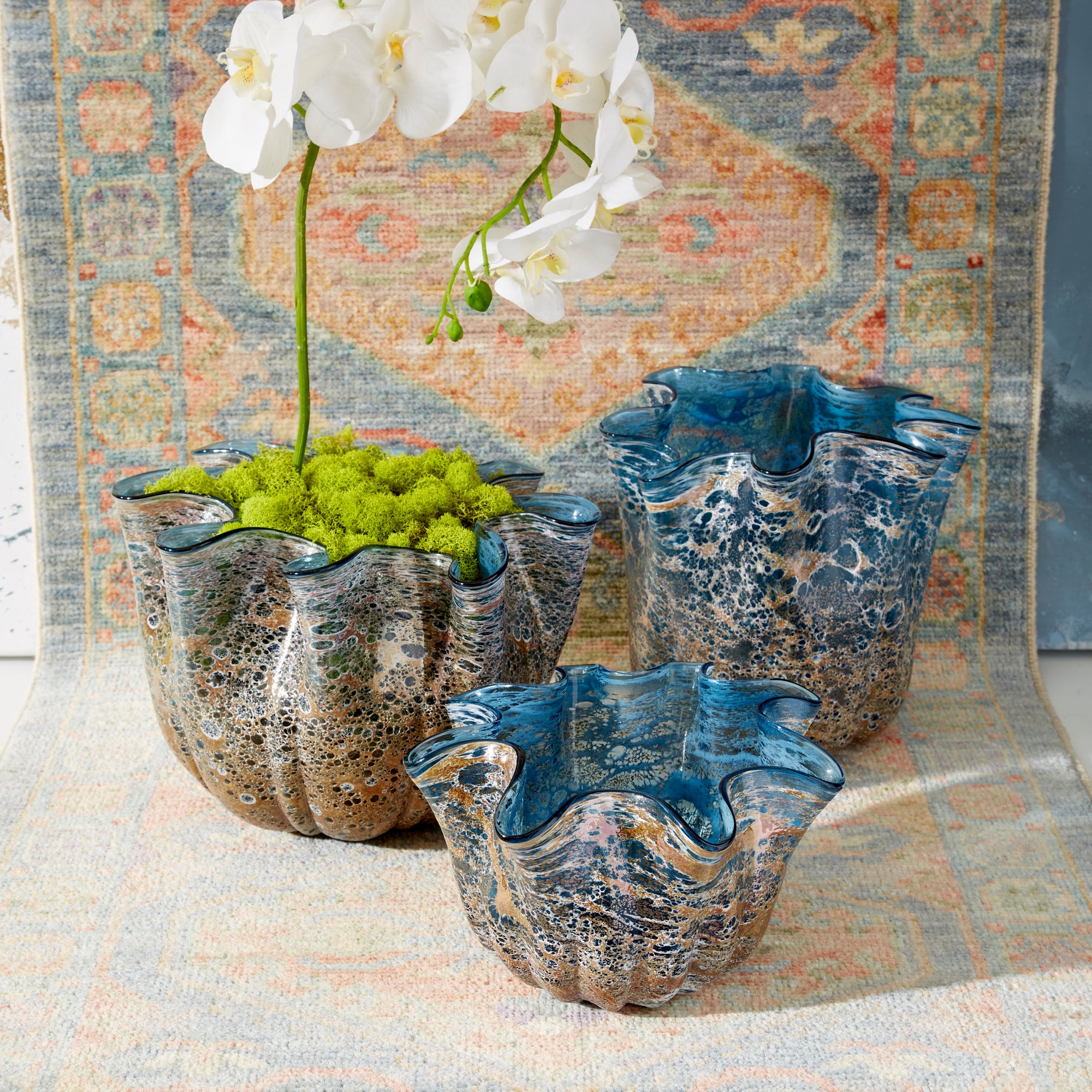 Meduse Vase | Blue - Medium - vases and planters | cyan.design