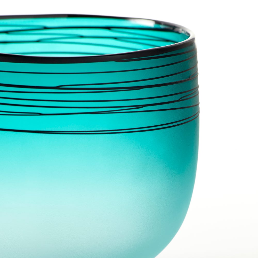 Kapalua Vase | Blue And White - Small