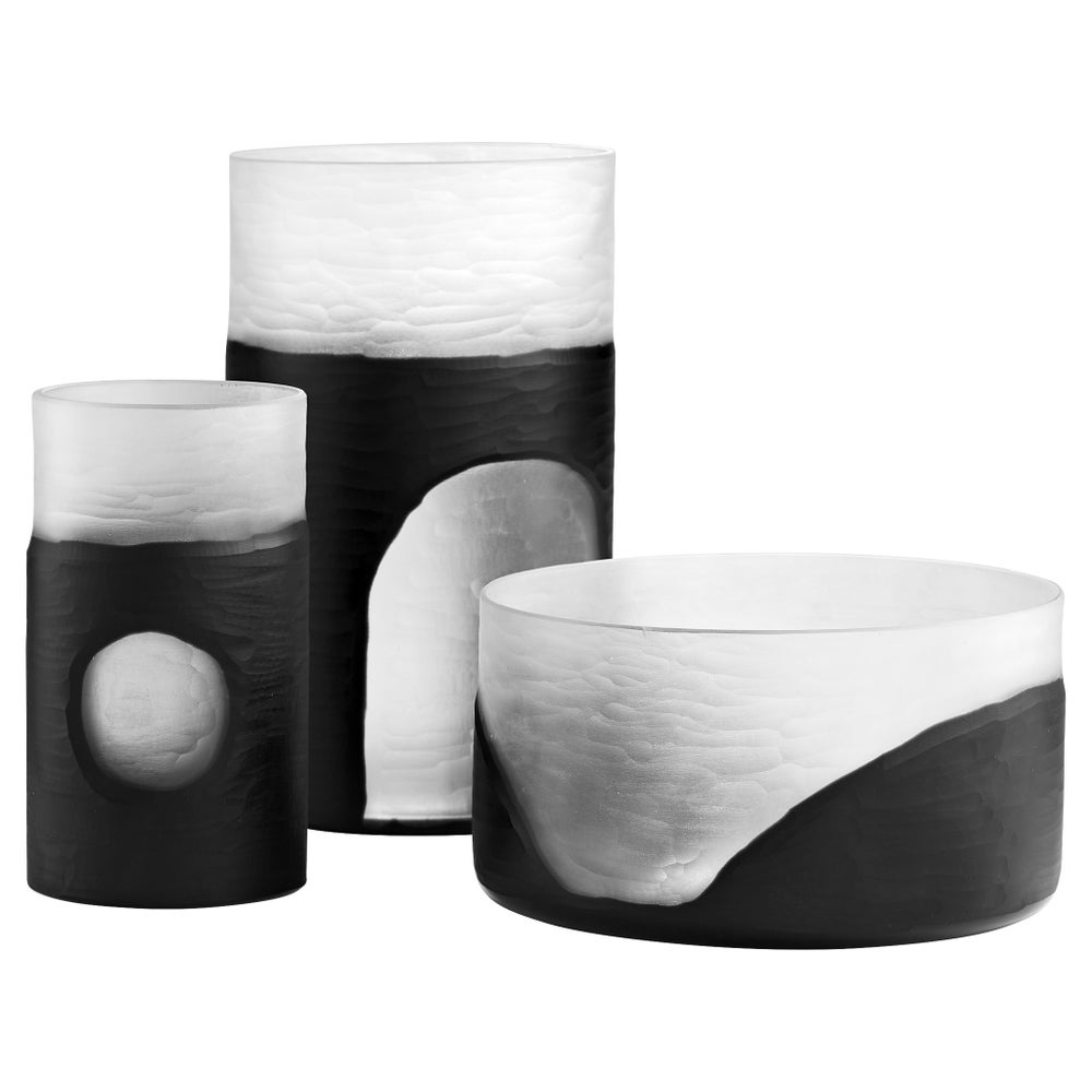 Ominous Frost Vase Short | Clear And Black