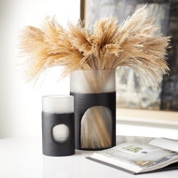 Ominous Frost Vase Short | Clear And Black