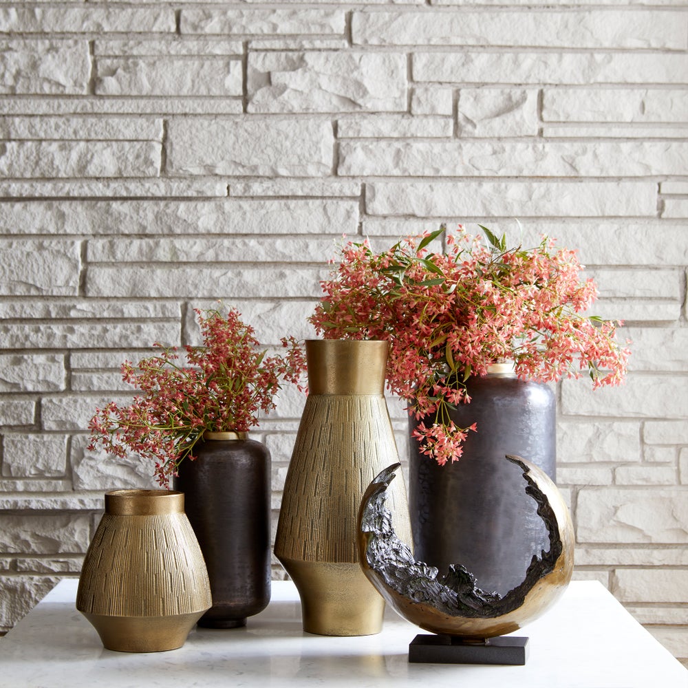 Dorado Vase | Gold