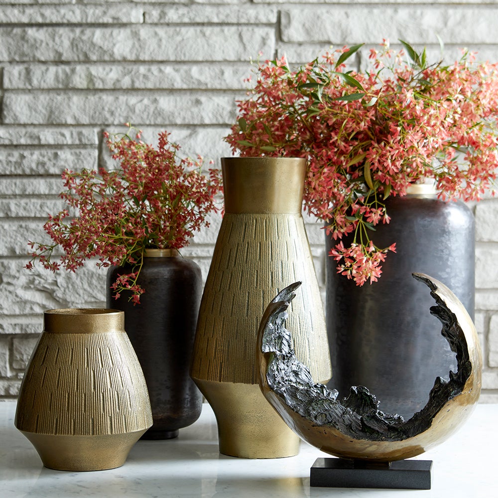 Dorado Vase | Gold