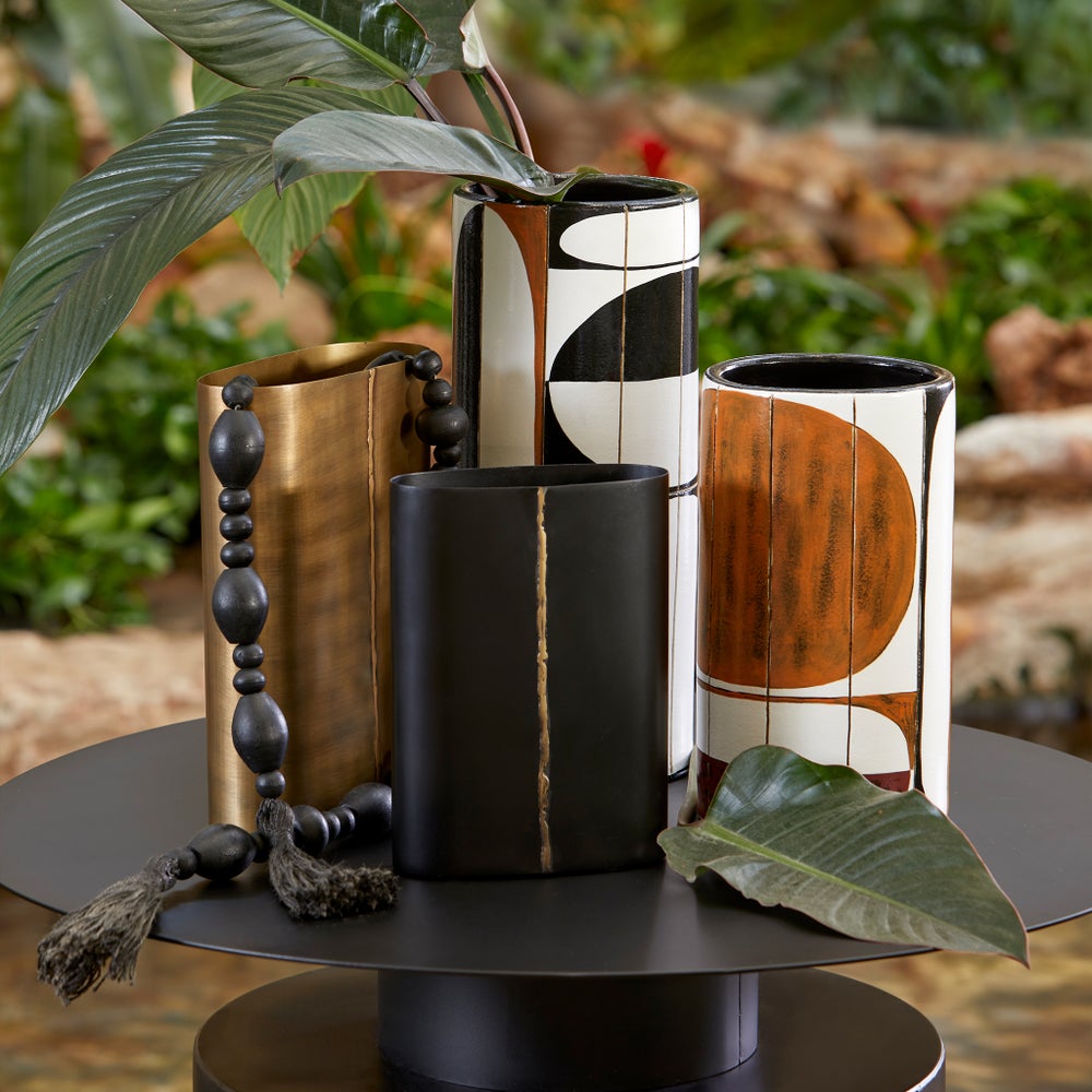 Begonia Vase | Black - Small