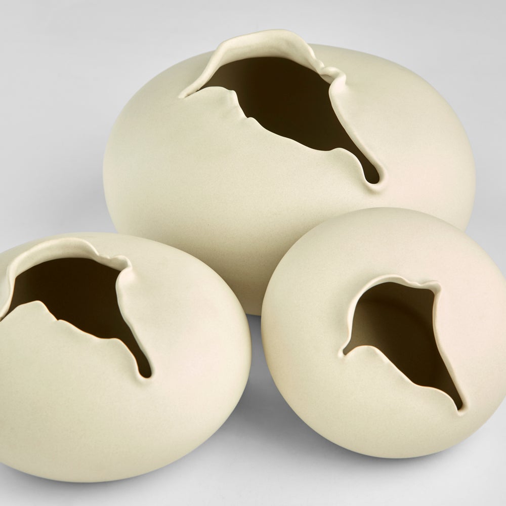 Tambora Vase | White - Large