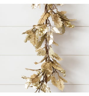 Garland - Shimmer Gold Holly And Gold Berries
