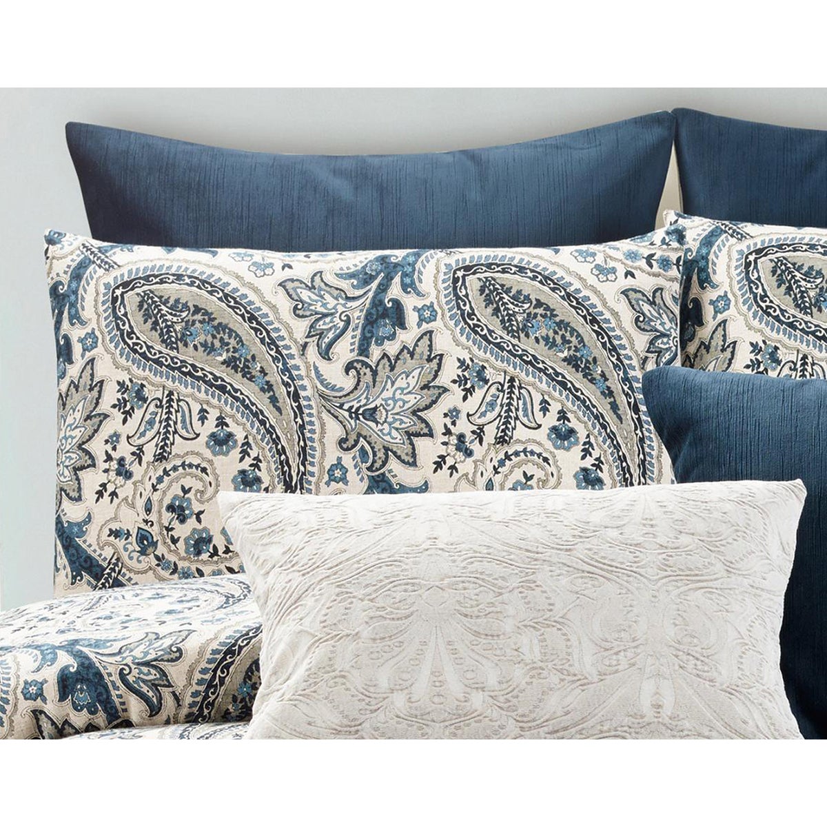 Bastian 6 pc Queen Comf. Cover Set