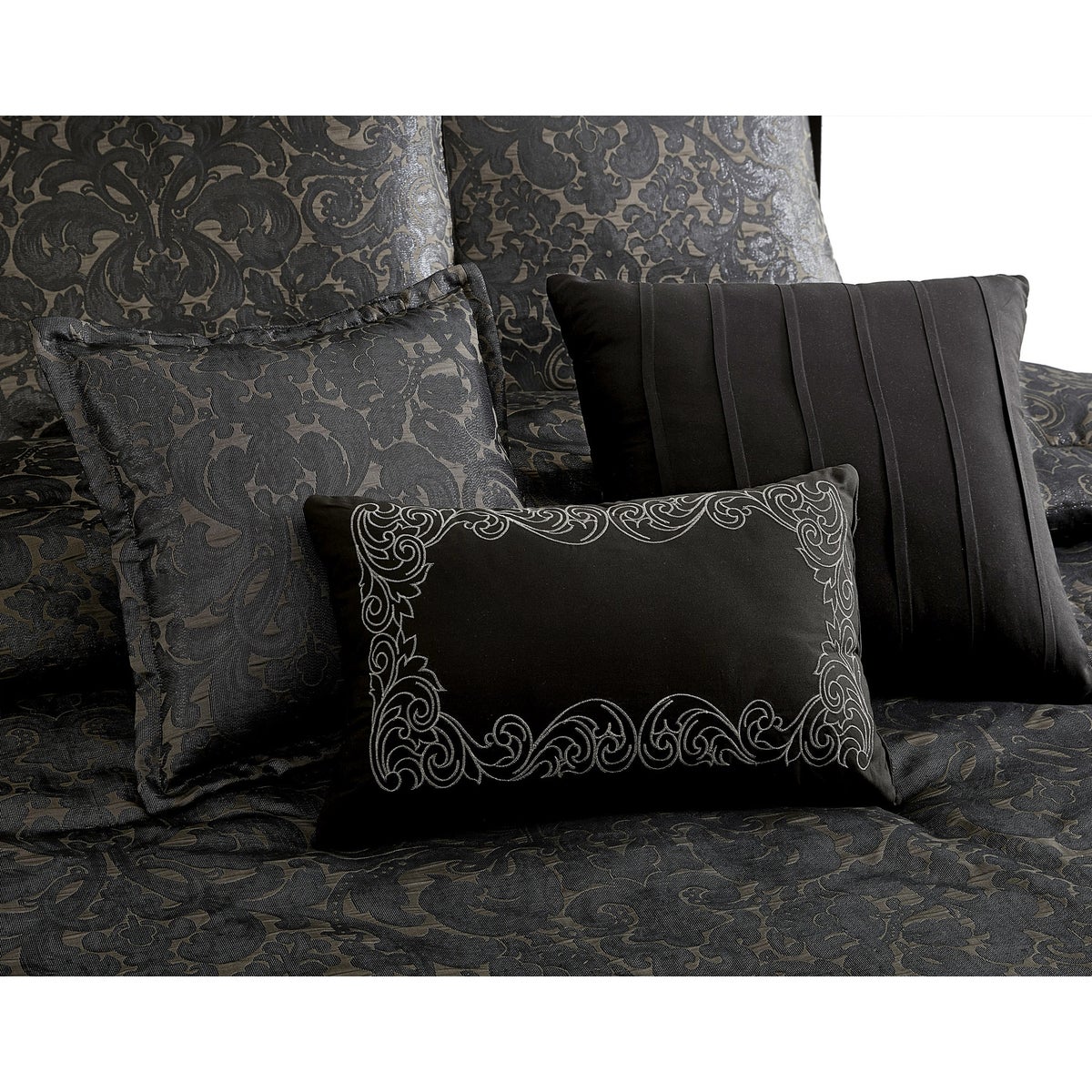 Dexton 9 pc Queen Comforter Set  Tan/Black