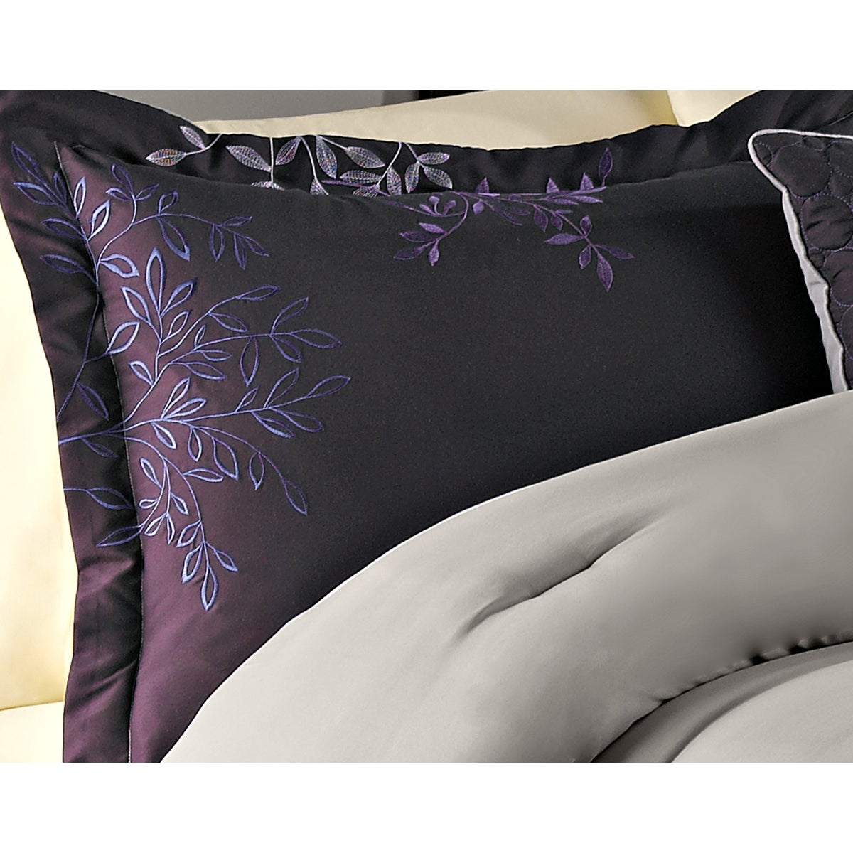 Glenberry 7pc Queen Comforter Set
