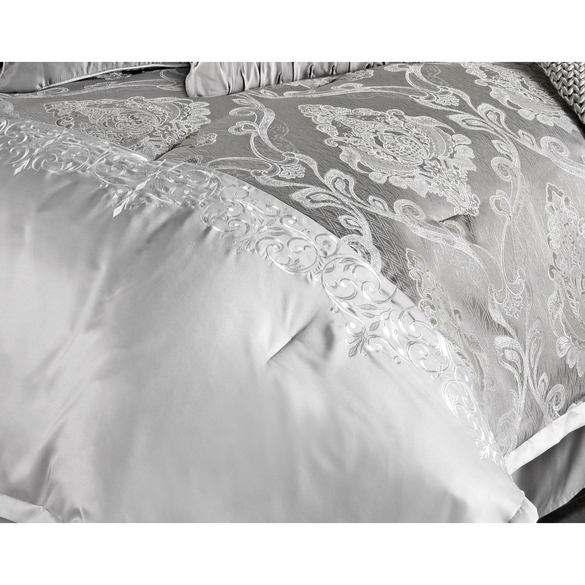Kadin 12 pc Queen Comforter Set