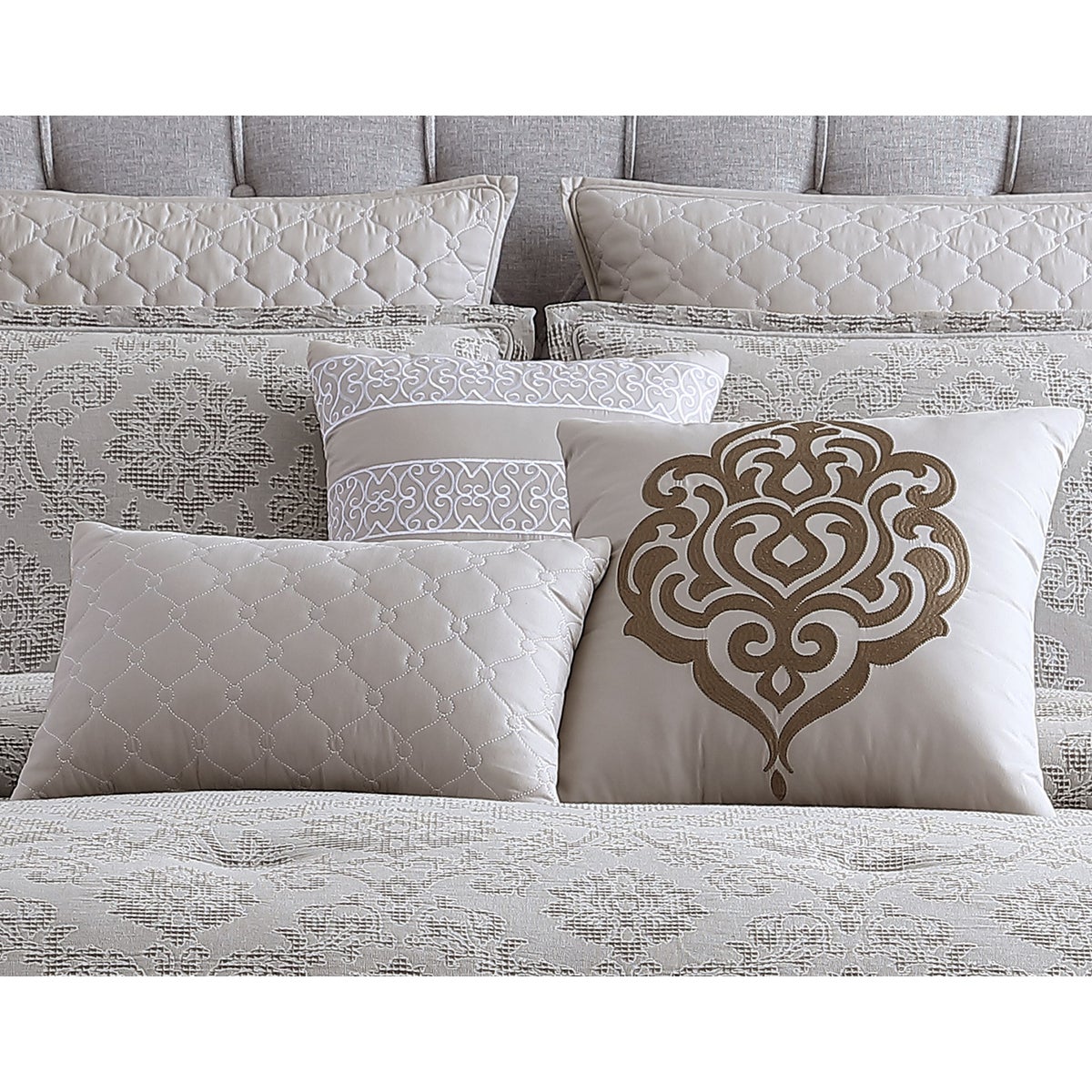 Kearney Damask 9 pc Queen Comforter Set