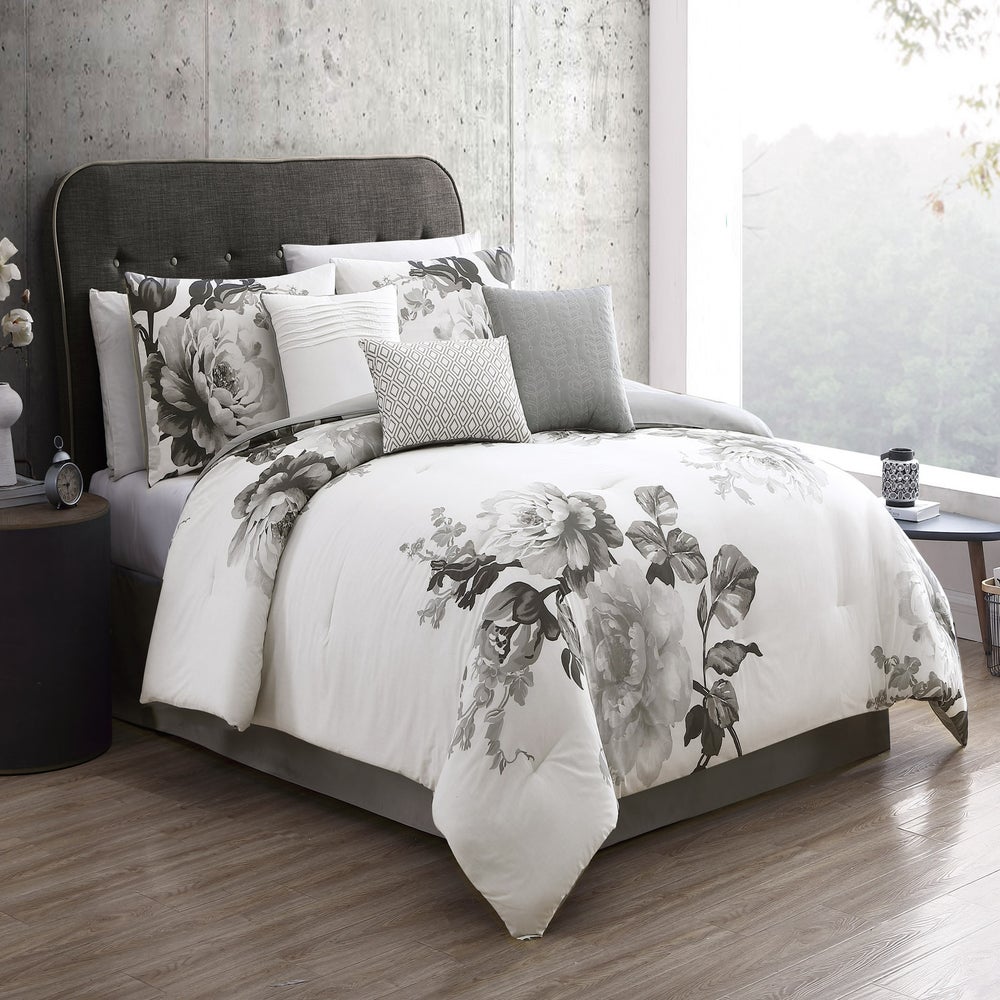 Hallmart Collectibles Bedroom Taos 7 PC Velvet Comforter Queen Black 84393  - Ridgemont Furniture