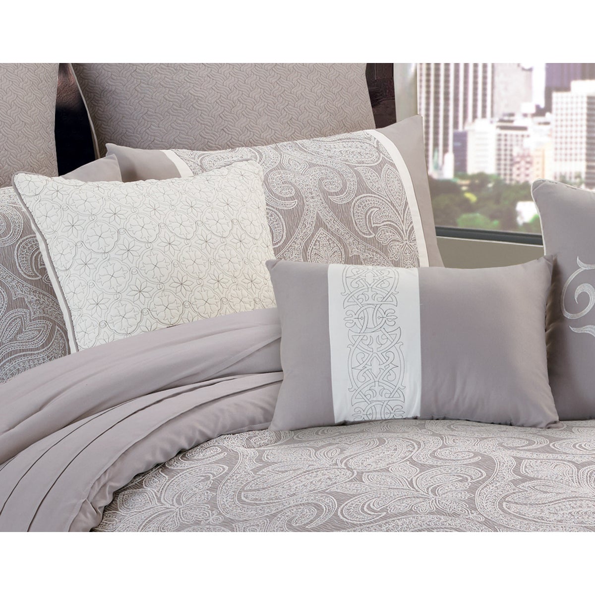 Worthington 9 pc Queen Comforter Set