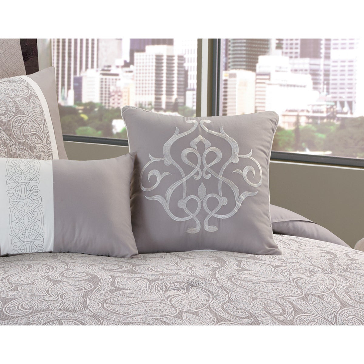 Worthington 9 pc Queen Comforter Set