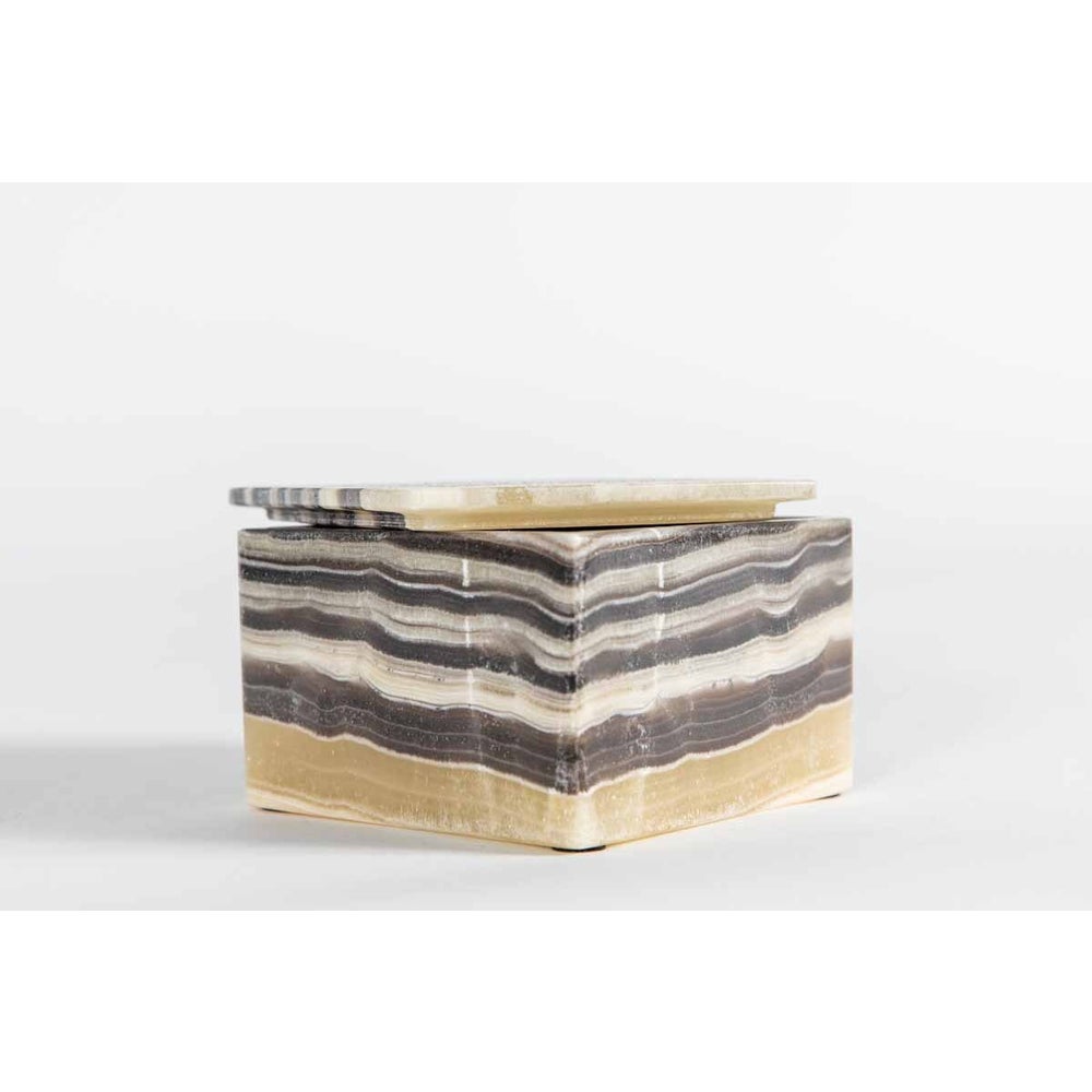 Square Onyx Box in Marbled Honey